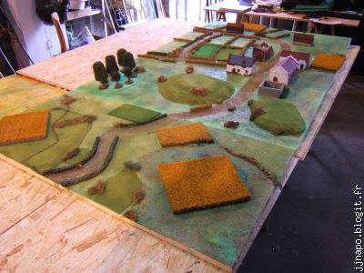 Du bocage, des collines et un village : v'là le lieu du drame