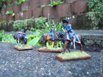 Un qui salue, un qui cause, un qui mate (figurines Perry Miniatures)