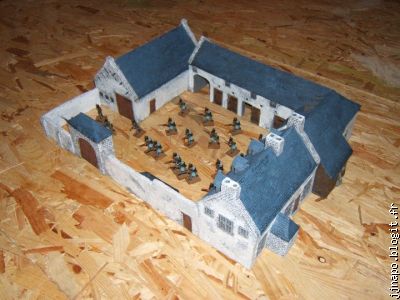 L'ensemble de la ferme-forteresse