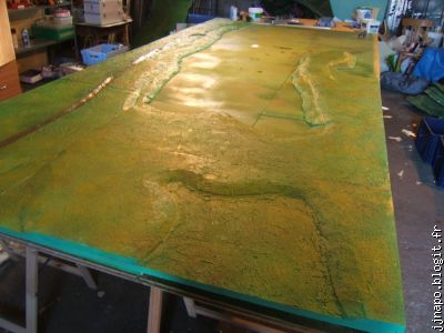 Le terrain nu avant la mise en place des décors
